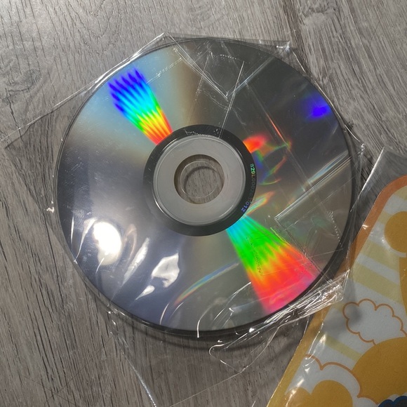 NEW Tamagotchi Mouse Pad and CD-ROM - Picture 6 of 6